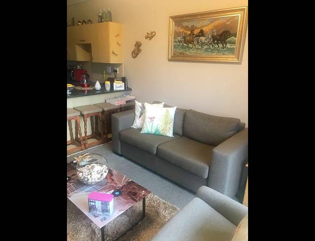 2 BEDROOM APARTMENT TO LET IN NOORDHANG